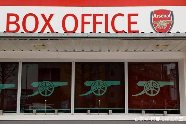 内马尔：离开巴萨前梅西说他会让我成为世界最佳