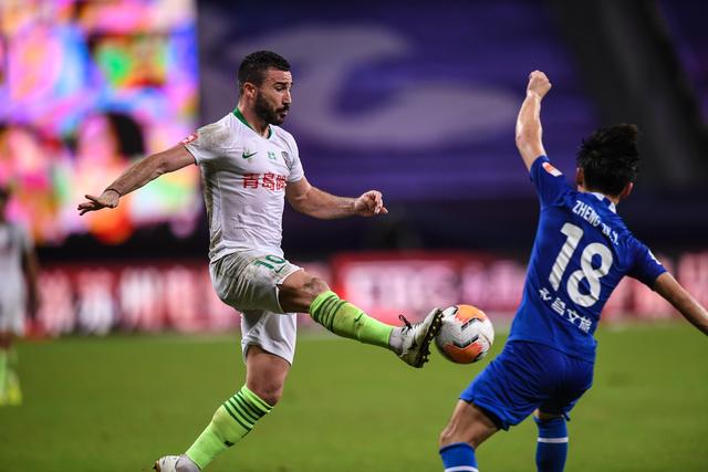 媒体人：青岛队报价王俊杰 筹码是范汇鎏加钱