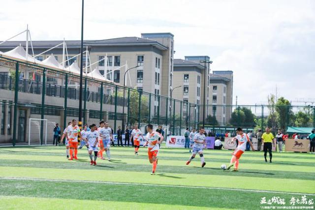 水花合砍58分戴维斯20分 勇士大胜火箭获6连胜